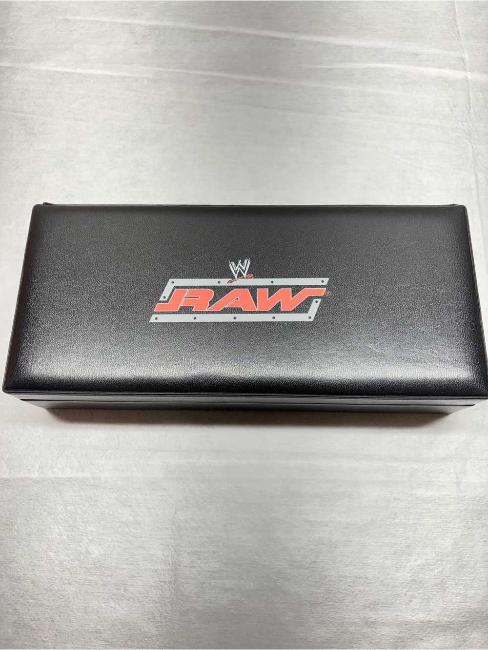 WWE RAW Poker Chip Set with everything included NEW poker chips still sealed